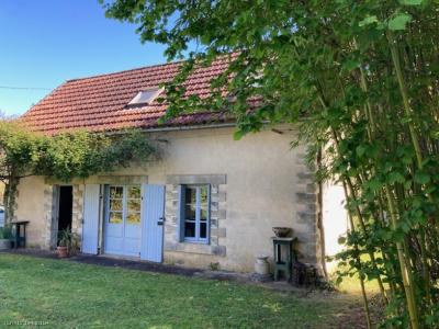 For sale Ruffec 6 rooms 155 m2 Charente (16700) photo 3