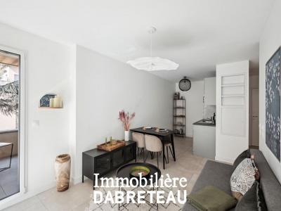Louer Appartement 45 m2 Lyon-3eme-arrondissement