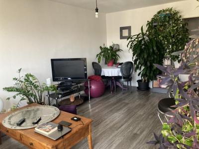 For sale Saint-etienne 2 rooms 54 m2 Loire (42000) photo 2