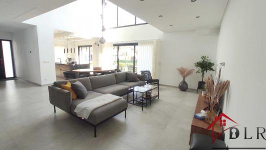 For sale Izernore 5 rooms 178 m2 Ain (01580) photo 1