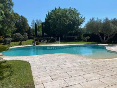 For sale Arles 9 rooms 300 m2 Bouches du Rhone (13200) photo 2