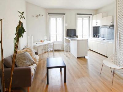 For sale Lyon-6eme-arrondissement 2 rooms 34 m2 Rhone (69006) photo 0