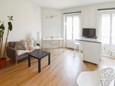 For sale Lyon-6eme-arrondissement 2 rooms 34 m2 Rhone (69006) photo 4