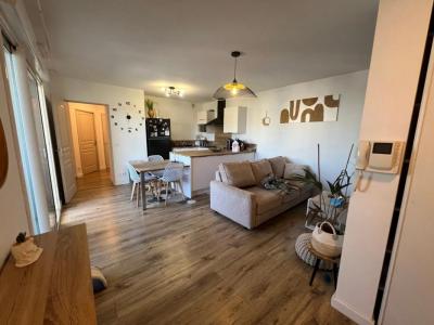 For sale Beziers 4 rooms 70 m2 Herault (34500) photo 0