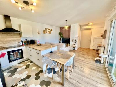 For sale Beziers 4 rooms 70 m2 Herault (34500) photo 3