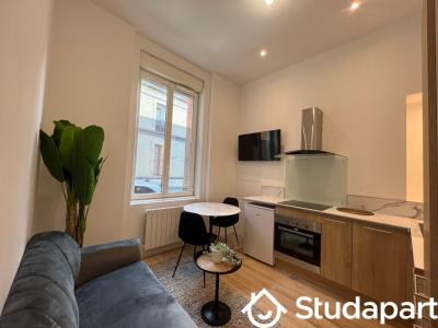 Louer Appartement Saint-etienne 650 euros