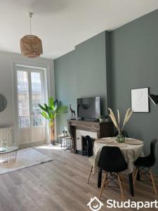 Louer Appartement Saint-etienne 710 euros