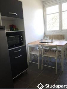 Louer Appartement 11 m2 Pau