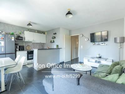 For sale Marseille-3eme-arrondissement 3 rooms 60 m2 Bouches du Rhone (13003) photo 1