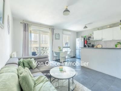For sale Marseille-3eme-arrondissement 3 rooms 60 m2 Bouches du Rhone (13003) photo 3