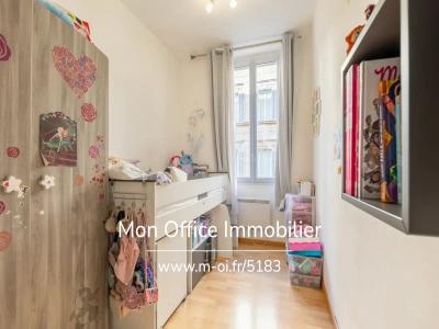 For sale Marseille-6eme-arrondissement 3 rooms 60 m2 Bouches du Rhone (13006) photo 4