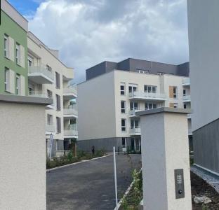 For sale 1 room 29 m2 Val d'Oise (95400) photo 1