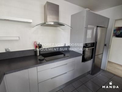 For rent Lyon-7eme-arrondissement 3 rooms 69 m2 Rhone (69007) photo 3