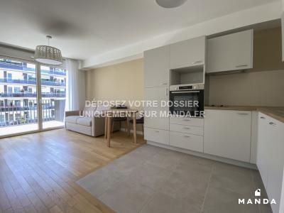 For rent Clichy 2 rooms 38 m2 Hauts de Seine (92110) photo 2