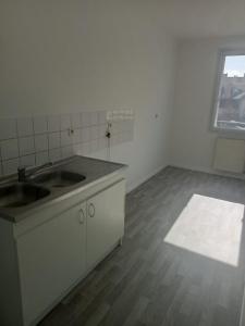For rent Montlucon 3 rooms 62 m2 Allier (03100) photo 1