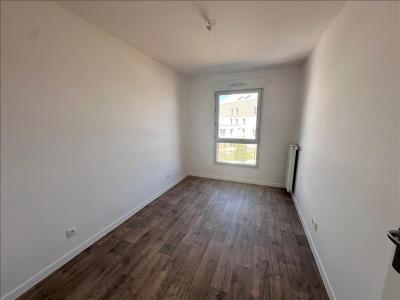 For rent Carrieres-sous-poissy 4 rooms 74 m2 Yvelines (78955) photo 3