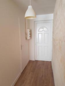 For rent Bordeaux 3 rooms 52 m2 Gironde (33000) photo 1