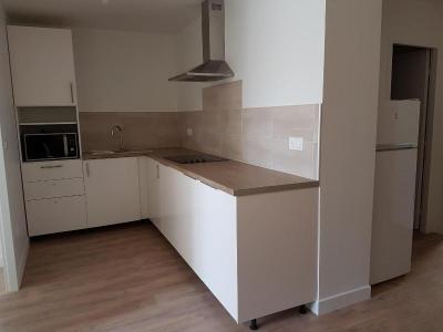 For rent Bordeaux 3 rooms 52 m2 Gironde (33000) photo 2