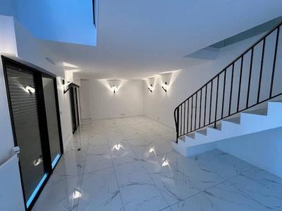 Annonce Location 3 pices Maison Neuilly-sur-marne 93