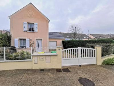 For sale Sainte-genevieve-des-bois 5 rooms 90 m2 Essonne (91700) photo 0