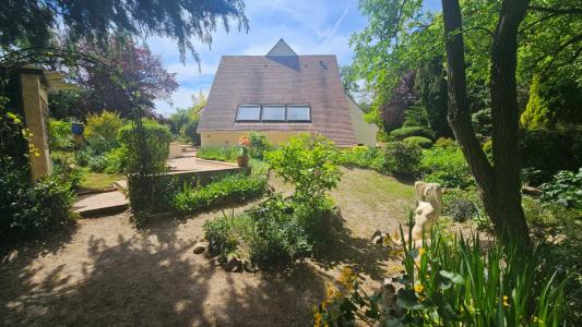 For sale Houdan 6 rooms 204 m2 Yvelines (78550) photo 2