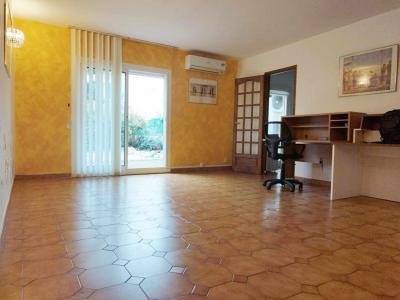 For sale Istres 5 rooms 101 m2 Bouches du Rhone (13800) photo 3