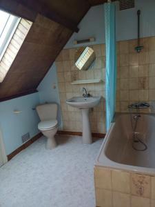 For sale Ploemel 9 rooms 177 m2 Morbihan (56400) photo 4