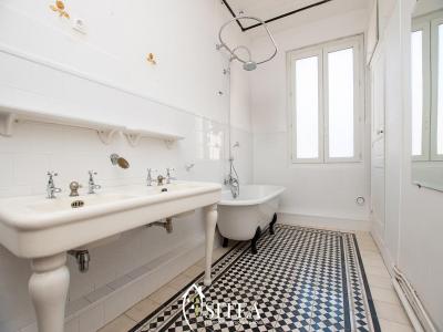 For sale Toulouse 4 rooms 135 m2 Haute garonne (31000) photo 3