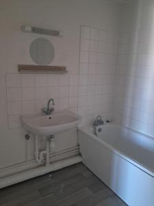 Annonce Location 4 pices Appartement Mosnes 37