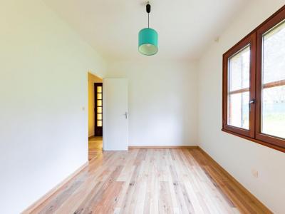 For sale 4 rooms 75 m2 Gard (30250) photo 4