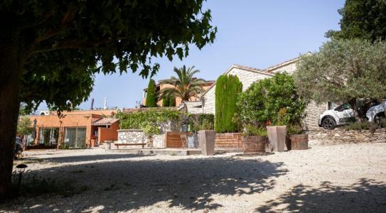 For sale PROCHE COMMERCES 290 m2 Ardeche (07700) photo 0