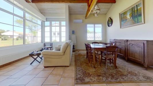 For sale A DEUX PAS DU LAC 4 rooms 90 m2 Gironde (33680) photo 1
