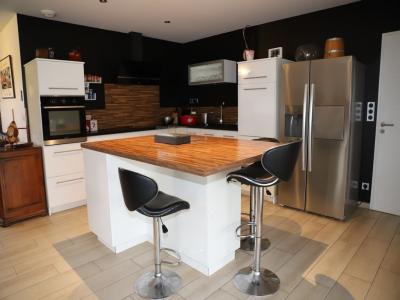 For sale PROCHE FOIX 5 rooms 132 m2 Ariege (09000) photo 1