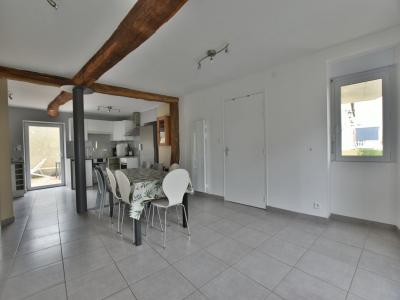 For sale 20 MIN CHOLET SUD 4 rooms 95 m2 Deux sevres (79700) photo 1
