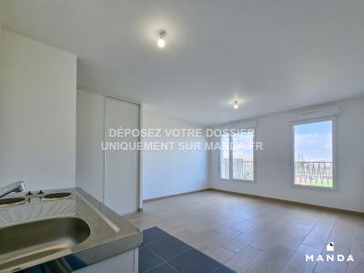For rent Colombes 1 room 30 m2 Hauts de Seine (92700) photo 0