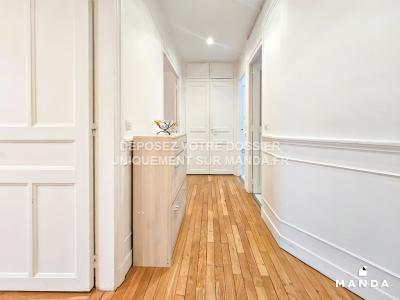 Louer Appartement 49 m2 Courbevoie
