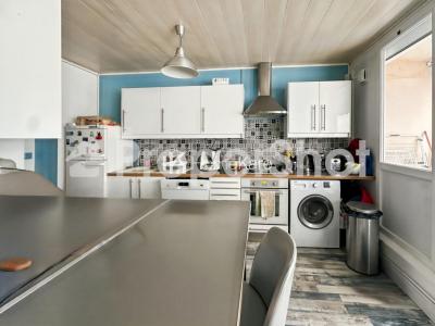 For sale Blanquefort 4 rooms 81 m2 Gironde (33290) photo 2