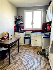 For sale Troyes 3 rooms 56 m2 Aube (10000) photo 2