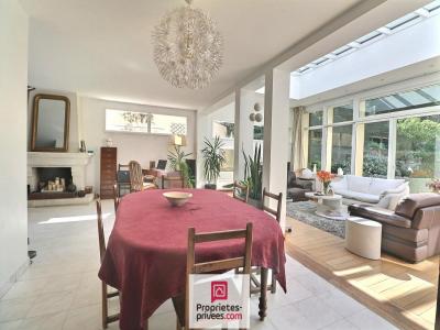 For sale Mesnil-le-roi 8 rooms 189 m2 Yvelines (78600) photo 2