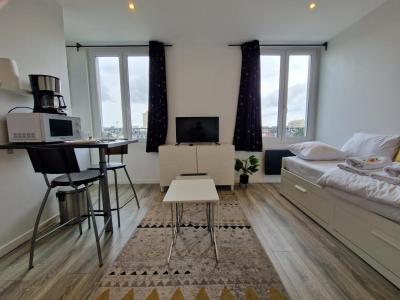 For rent Reims 1 room 18 m2 Marne (51100) photo 0