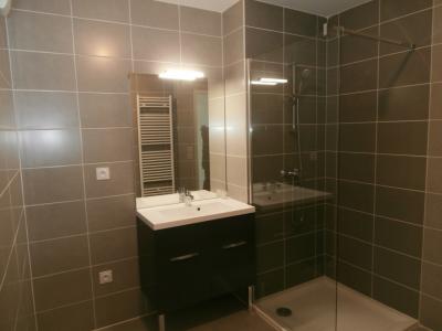 Louer Appartement Tassin-la-demi-lune 860 euros