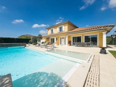 For sale Saint-laurent-de-mure 6 rooms 137 m2 Rhone (69720) photo 0