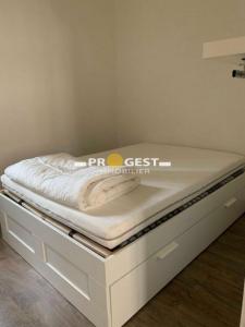 Louer Appartement 50 m2 Beaurecueil