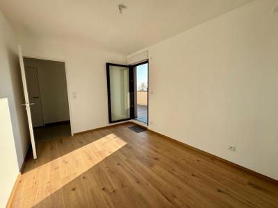 For sale Rillieux-la-pape 3 rooms 71 m2 Rhone (69140) photo 2