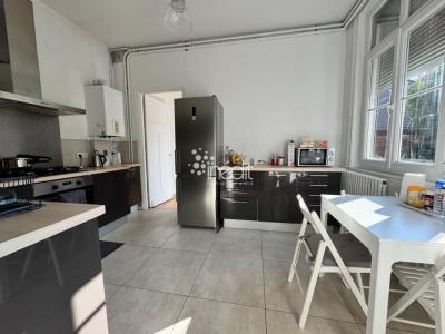 For rent Madeleine 3 rooms 83 m2 Nord (59110) photo 2