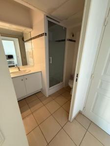 Louer Appartement Marseille-8eme-arrondissement Bouches du Rhone