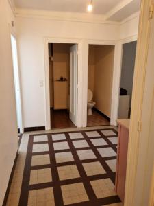 For rent Lyon-3eme-arrondissement 3 rooms 63 m2 Rhone (69003) photo 2