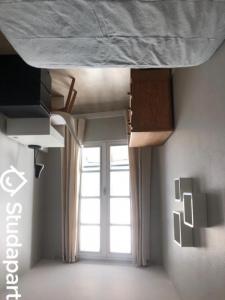 For rent Bordeaux 1 room 9 m2 Gironde (33000) photo 1