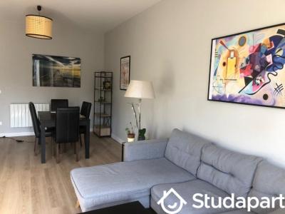 For rent Bordeaux 1 room 9 m2 Gironde (33000) photo 2