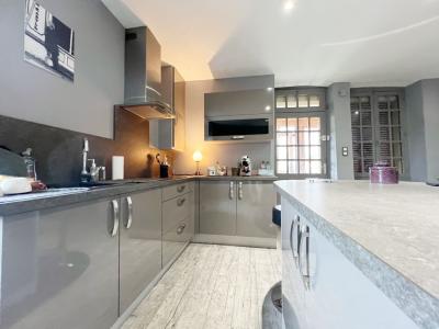 For sale 4 rooms 100 m2 Saone et loire (71100) photo 3